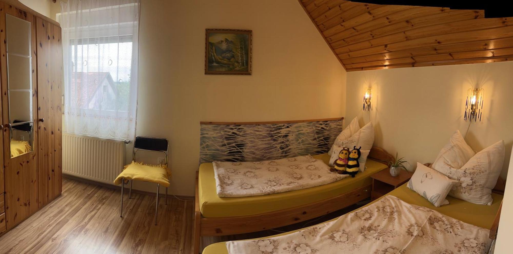 Joker Villa Apartmanhaus Heviz Ngoại thất bức ảnh
