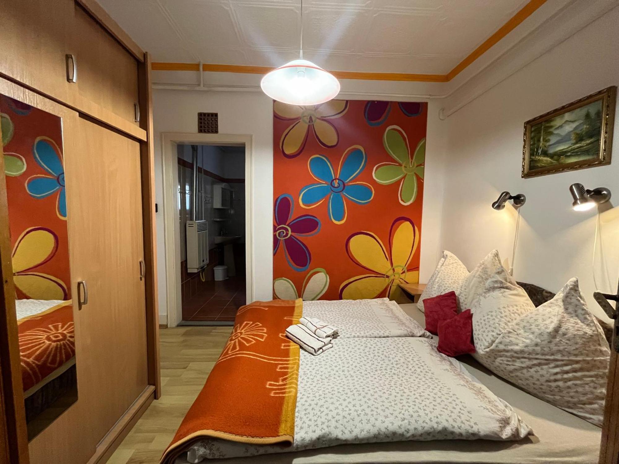 Joker Villa Apartmanhaus Heviz Ngoại thất bức ảnh